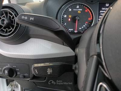 Audi Q2 1.6 TDI SPORT Bianco usata Lucca