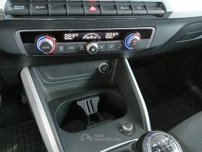 Audi Q2 1.6 TDI SPORT Bianco usata Lucca