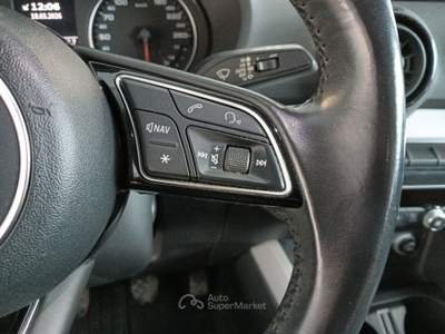 Audi Q2 1.6 TDI SPORT Bianco usata Lucca