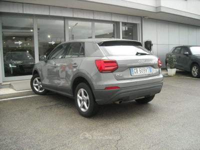Audi Q2 30 TFSI Business Grigio usata Lucca