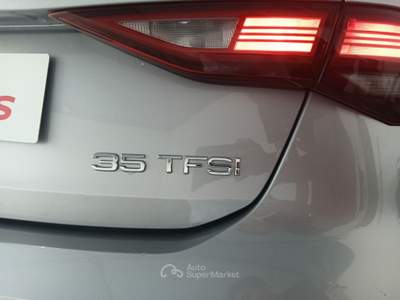 Audi A3 4ª serie SPB Sportback 35 TFSI Business Advanced Argento usata Lucca