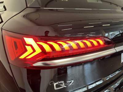 Audi Q7 2ª serie 50 TDI quattro tiptronic Sport S line 7 posti Nero usata Lucca