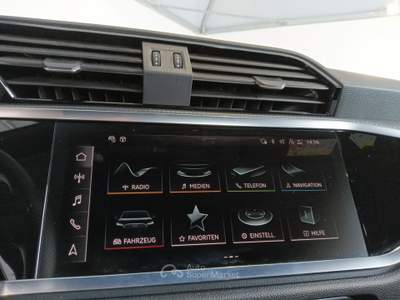 Audi Q3 40 TDI quattro S tronic S Line Edition Bianco usata Lucca