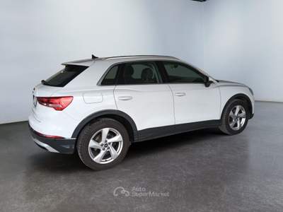 Audi Q3 2.0 35 TDI S Tronic Business Advanced Bianco usata Lucca