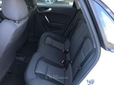Audi A1 1.4 TDI 66kW ultra Metal Sportback Bianco usata Lucca