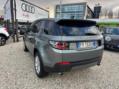 Land Rover Discovery Sport 2.0 TD4 150 CV SE 7 posti Grigio usata Lucca