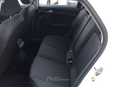 Audi A1 25 TFSI Business Bianco usata Lucca