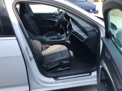 Audi A6 5ª serie Avant 40 2.0 TDI S tronic Business Plus Bianco usata Lucca