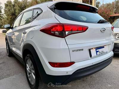 Hyundai Tucson ,Navi,Retrocamera,Led diurni,ecc. Bianco usata San Michele Salentino
