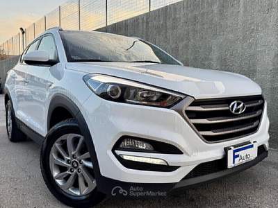 Hyundai Tucson ,Navi,Retrocamera,Led diurni,ecc. Bianco usata San Michele Salentino