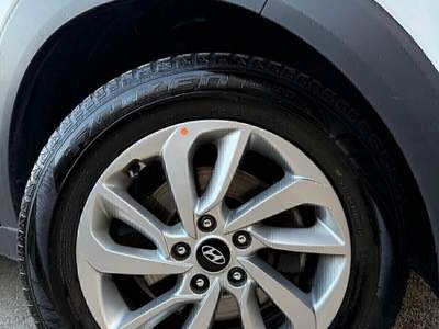 Hyundai Tucson ,Navi,Retrocamera,Led diurni,ecc. Bianco usata San Michele Salentino