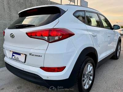 Hyundai Tucson ,Navi,Retrocamera,Led diurni,ecc. Bianco usata San Michele Salentino