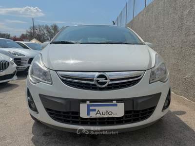 Opel Corsa F.AP. 3 porte ,**SOLI 146.253 km** Bianco usata San Michele Salentino