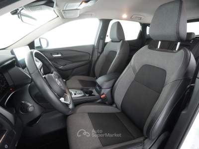Nissan Qashqai Qashqai MHEV 140 CV N-Connecta Bianco usata Parma