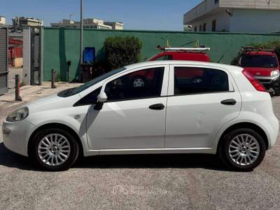 Fiat Punto VAN 1.3 M-JET 5 PORTE 4 POSTI N1 - 2018 Bianco usata Corato