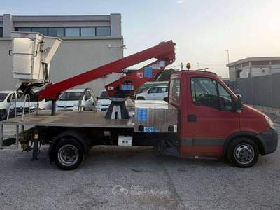 Iveco Daily 35C10 2.3 HPI RG CASSONE CON CESTELLO - 2009 Rosso usata Corato