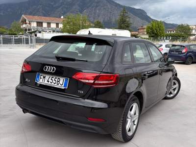 Audi A3 AUDI A 3 Nero usata Montesarchio