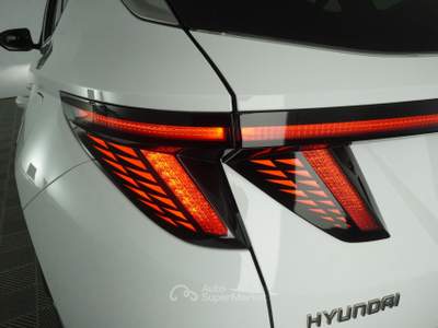 Hyundai Tucson Tucson 1.6 CRDI 48V DCT Exellence Bianco usata Parma