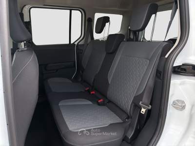 Ford Transit/Tourneo/Bus Tourneo Courier 1.0 EcoBoost Titanium Bianco usata Parma