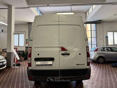 Renault Master Master T28 2.3 dCi/135 PC-TN Furgone Twin Turbo S& Bianco usata Cinisello Balsamo