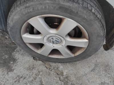 Volkswagen Touran Volkswagen touran 1.9 tdi 105 cv 7 posti Argento usata Sant'Egidio del Monte Albino