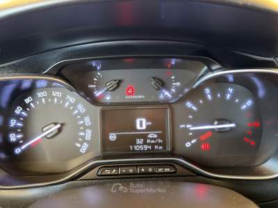Citroen C3 C3 PureTech 82 S&S Shine Arancione usata Parma