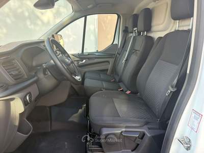 Ford Transit Custom 300 2.0 tdci 130cv Trend L1H1 E6.2 Bianco usata Seveso