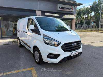 Ford Transit Custom 300 2.0 tdci 130cv Trend L1H1 E6.2 Bianco usata Seveso