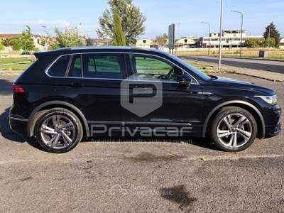 Volkswagen Tiguan VOLKSWAGEN Tiguan 2.0 TDI 150 CV SCR DSG R-Line Nero usata Aprilia