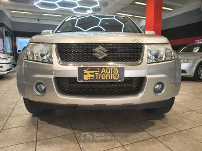 Suzuki Grand Vitara 3 porteb 139.000 km Argento usata Besenello