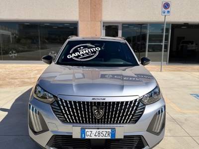 Peugeot 2008 Benzina - allestimento Allure Grigio usata Lanciano