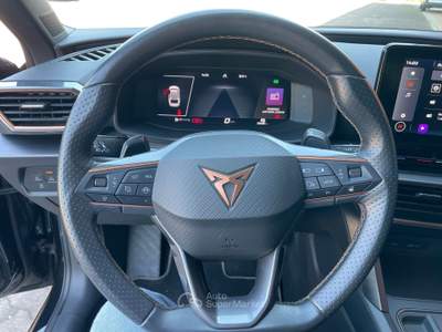 Cupra Leon Sportstourer 1.5 Hybrid 150 CV DSG Nero usata Gozzano