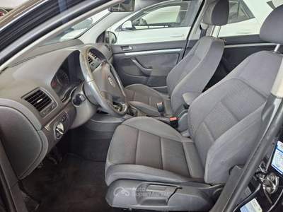 Volkswagen Golf 5p 1.6 fsi Comfortline neopatentati Nero usata Martinengo