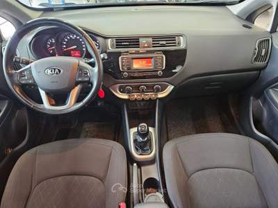 Kia Rio 5p 1.1 crdi Active EURO 6 / NEOPATENTATI Bianco usata Martinengo