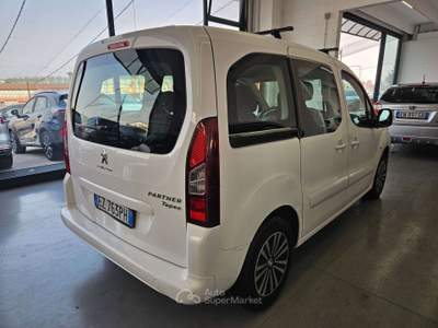 Peugeot Partner Tepee 1.6 hdi Outdoor 92cv usata Martinengo