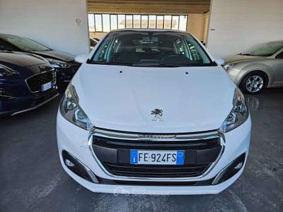 Peugeot 208 5p 1.2 puretech Allure NEOPATENTATI Bianco usata Martinengo