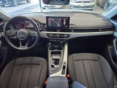 Audi A4 Avant Business 163cv s-tronic / automatico Argento usata Martinengo