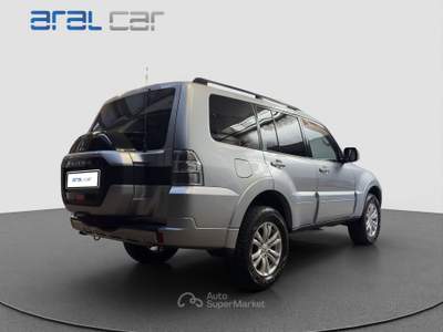 Mitsubishi Pajero MITSUBISHI PAJERO 3.2 DI-D AUT. 5P INSTYLE DPF Argento usata Torino
