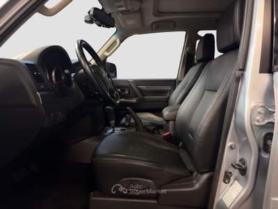 Mitsubishi Pajero MITSUBISHI PAJERO 3.2 DI-D AUT. 5P INSTYLE DPF Argento usata Torino