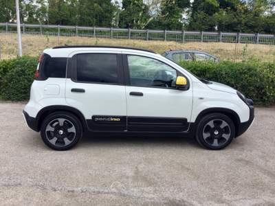 Fiat Panda Pandina Cross 1.0 FireFly 70Cv Hybrid Bianco usata TURRIVALIGNANI