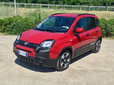 Fiat Panda Pandina Cross 1.0 FireFly S&S Hybrid Rosso usata TURRIVALIGNANI