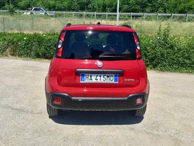 Fiat Panda Pandina Cross 1.0 FireFly S&S Hybrid Rosso usata TURRIVALIGNANI