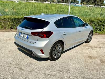 Ford Focus Hybrid 125 CV 5p. ST-Line Argento usata TURRIVALIGNANI