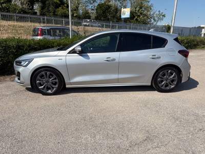 Ford Focus TD EcoBlue 115cv aut. ST-Line 5p Argento usata TURRIVALIGNANI