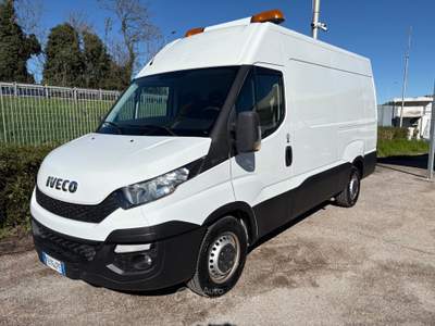 Iveco Daily 35S15V 2.3 HPT PM-TM Furgone Bianco usata TURRIVALIGNANI