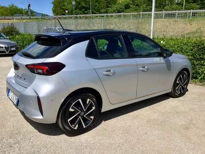 Opel Corsa GS 75cv Argento usata TURRIVALIGNANI