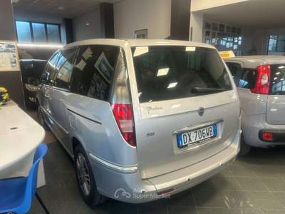 Lancia Phedra Phedra 2.2 mjt Oro Plus 170cv auto dpf Argento usata Nuvolera