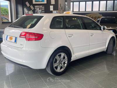 Audi A3 A3 II 2008 Sportback Sportback 1.6 tdi Ambition 90cv Bianco usata Nuvolera
