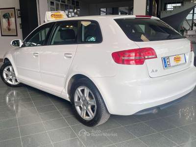 Audi A3 A3 II 2008 Sportback Sportback 1.6 tdi Ambition 90cv Bianco usata Nuvolera