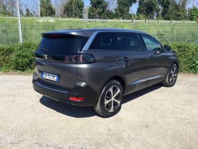 Peugeot 5008 CV Automatico EAT8 Allure Pack 7 Posti Grigio usata TURRIVALIGNANI